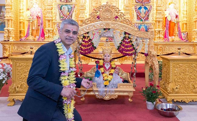 Pictures Of London Mayor Sadiq Khan's 'Favourite Temple' Visit Go Viral