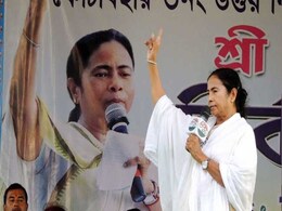 पोल ऑफ पोल्स : पश्चिम बंगाल में पहले से बड़े बहुमत से जीतेंगी ममता दीदी पोल ऑफ पोल्स : पश्चिम बंगाल में पहले से बड़े बहुमत से जीतेंगी ममता दीदी