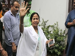 Mamata Banerjee Leaves For Rome, Will Attend Mother Teresa's Canonisation Ceremony Mamata Banerjee Leaves For Rome, Will Attend Mother Teresa's Canonisation Ceremony