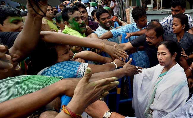 Arvind Kejriwal, Akhilesh Yadav Likely To Be Invited To Mamata Banerjee's Swearing-In
