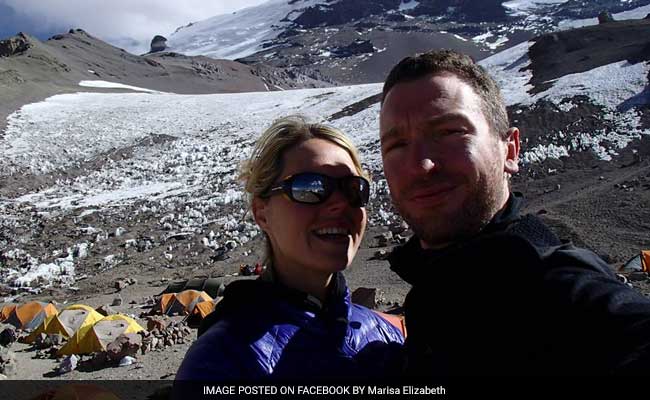 Rescue Helicopter Plucks Maria Strydom's Body From Everest