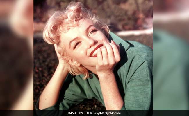 Marilyn Monroe's Personal Belongings, Including A Card From Her Father, To Be Auctioned