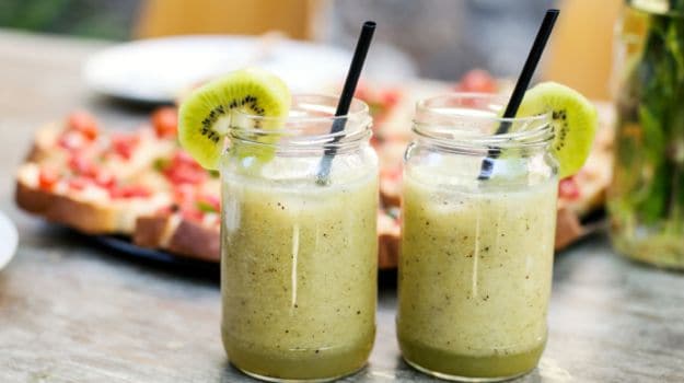 Melon and Kiwi Fruit Smoothie