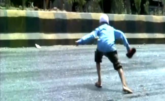 Caught On Camera: A Dangerous, Melting Road In Gujarat