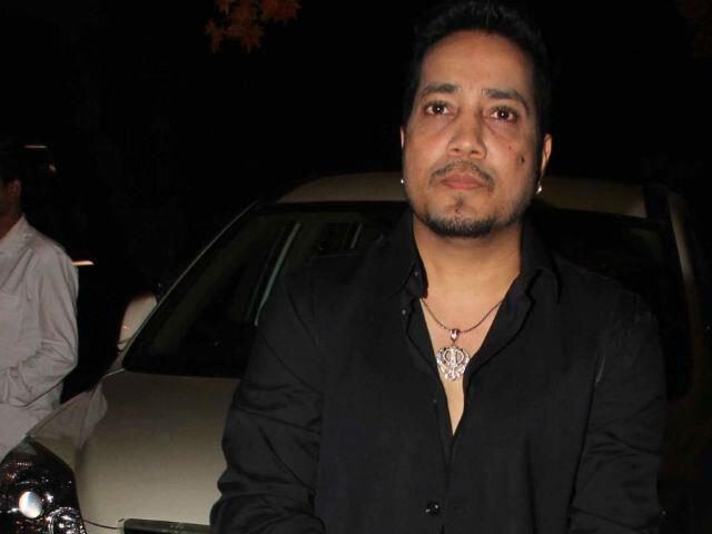 Singer Mika Singh Accused Of Slapping Doctor Gets Bail 