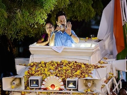 MK Stalin Attacks AIADMK For 'No Steps' For Police In Its Manifesto MK Stalin Attacks AIADMK For 'No Steps' For Police In Its Manifesto