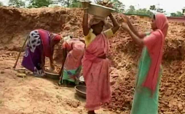 Bill Ensuring Payment Of Wages Through Cheques Passed