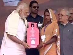 PM Modi Launches Free Cooking Gas Scheme In Uttar Pradesh's Ballia