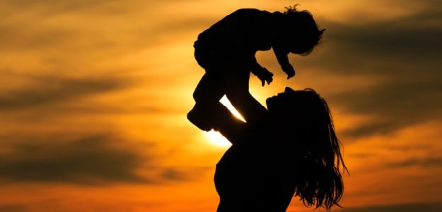 UN Supports 'Brelfies' To Encourage Breastfeeding