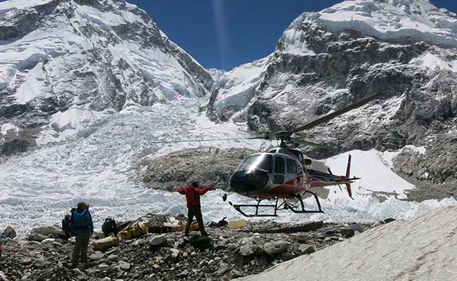 Everest Rescuers Call Off Operation To Recover Bodies Of Indian Climbers