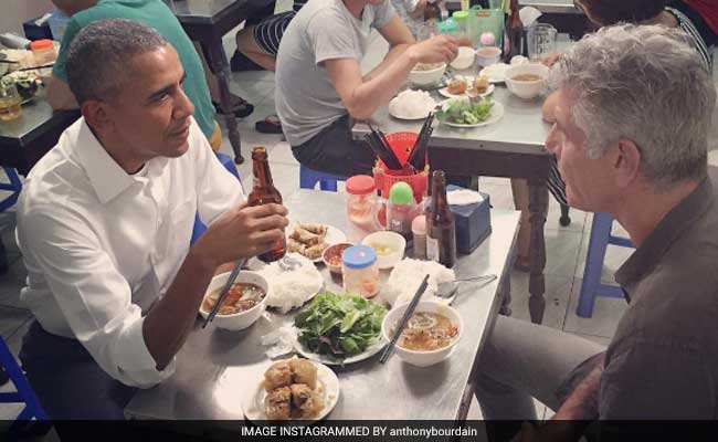 Anthony Bourdain Picks Up $6 Tab After Lunch With President Obama