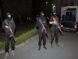 Pak Cops Sacked For Fake Encounter Of 4 In Car; 3 Children Survived Pak Cops Sacked For Fake Encounter Of 4 In Car; 3 Children Survived