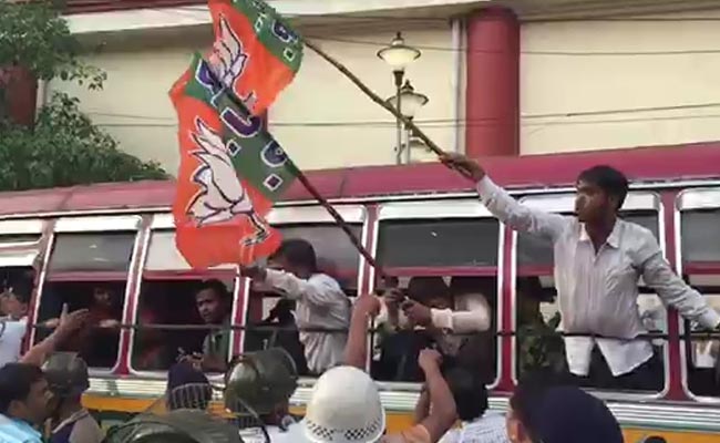 JNU Student Umar Khalid Attends Event In Kolkata, Faces Protests