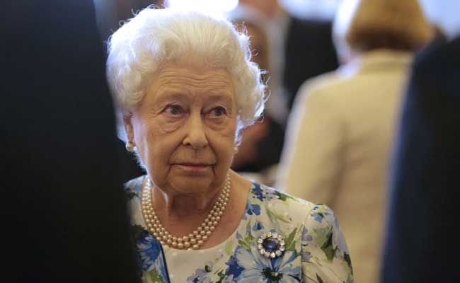 Britain's Press Regulator Condemns UK Newspaper's 'Queen Backs Brexit' Claim