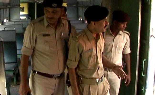 Railway Police Jawan Shot Dead On UP-Bihar Train