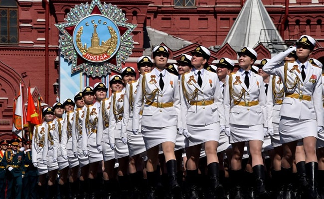 Russia Marks WWII Victory Anniversary With Military Parade