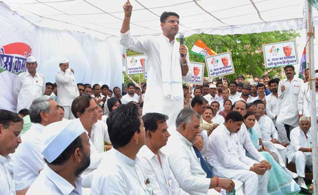 Sachin Pilot, Congress Leaders Detained During March Against Ordinance
