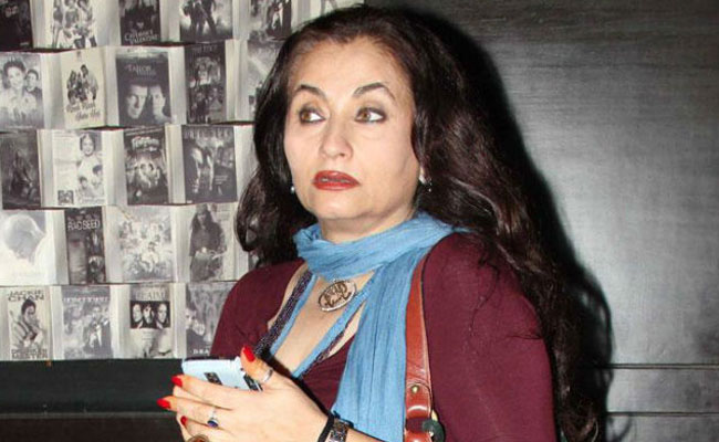 Actor Salma Agha Alleges Delay In Filing FIR After Handbag Theft