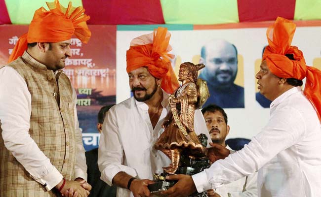 Sanjay Dutt's Presence At BJP Event Raises Eyebrows In Political Circles