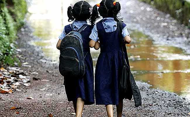 NHRC ने अरुणाचल सरकार को दिया आदेश, कस्‍तूरबा गांधी बालिका विद्यालय की छात्राओं को दें मुआवजा