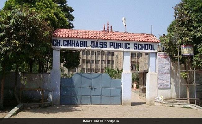Police Detains 4 Students For Ghaziabad School Hoax Bomb Call
