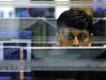 Sensex Edges Higher; US Fed Rate Hike Worry Weighs