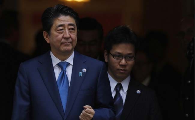 Japanese PM Shinzo Abe Visits Vladimir Putin Looking To Warm Ties Despite Island Dispute