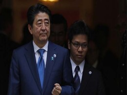 Japanese PM Shinzo Abe Visits Vladimir Putin Looking To Warm Ties Despite Island Dispute Japanese PM Shinzo Abe Visits Vladimir Putin Looking To Warm Ties Despite Island Dispute