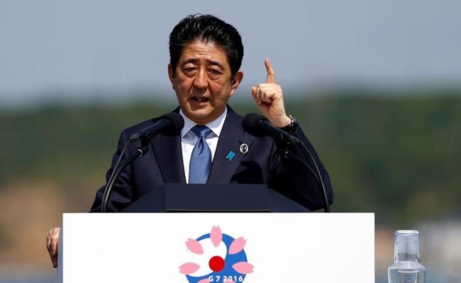 Japan's Prime Minister Shinzo Abe In Russia To Warm Ties With Vladimir Putin