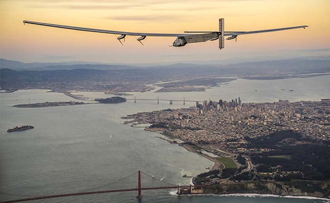 Solar-Powered Plane Lands In Arizona On Round-The-World Flight