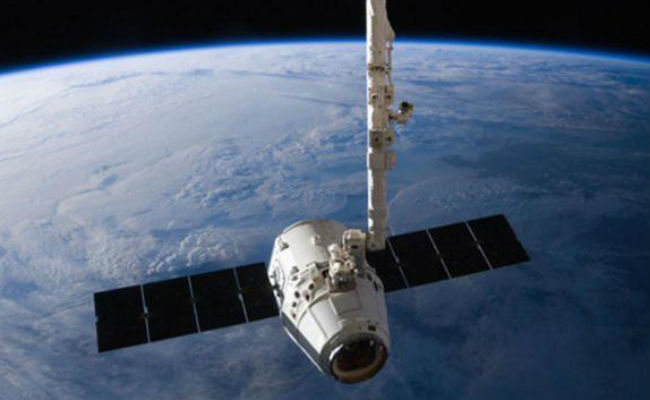 SpaceX Dragon Cargo Capsule Splashes Down In Pacific Ocean