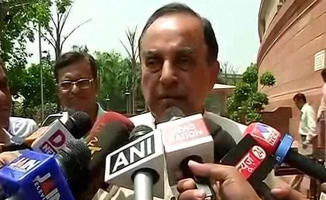Congress To Move Privilege Motion Against Subramanian Swamy, Manohar Parrikar