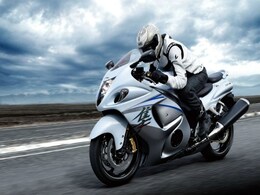 Suzuki Opens New Superbike Showroom in Delhi Suzuki Opens New Superbike Showroom in Delhi