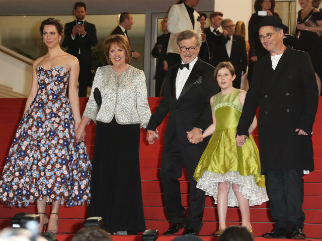 Cannes 2016: A Blockbuster Premiere of Steven Spielberg's <I>The BFG</i>