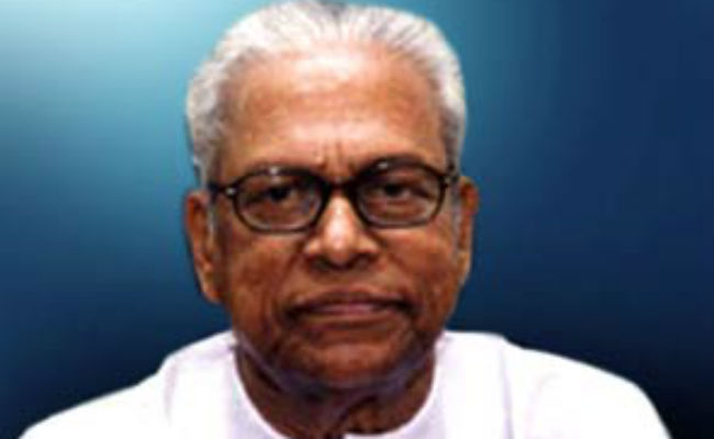 VS Achutanandan Demands Room In Assembly Complex; Writes To Speaker