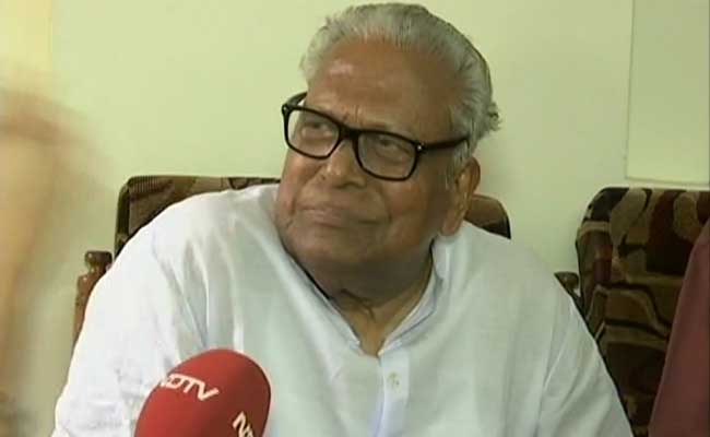 Kerala High Court Orders Issue Of Notice To Former Chief Minister Achuthanandan