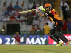 IPL : वार्नर और युवराज चमके, सनराइजर्स ने पंजाब को सात विकेट से हराया