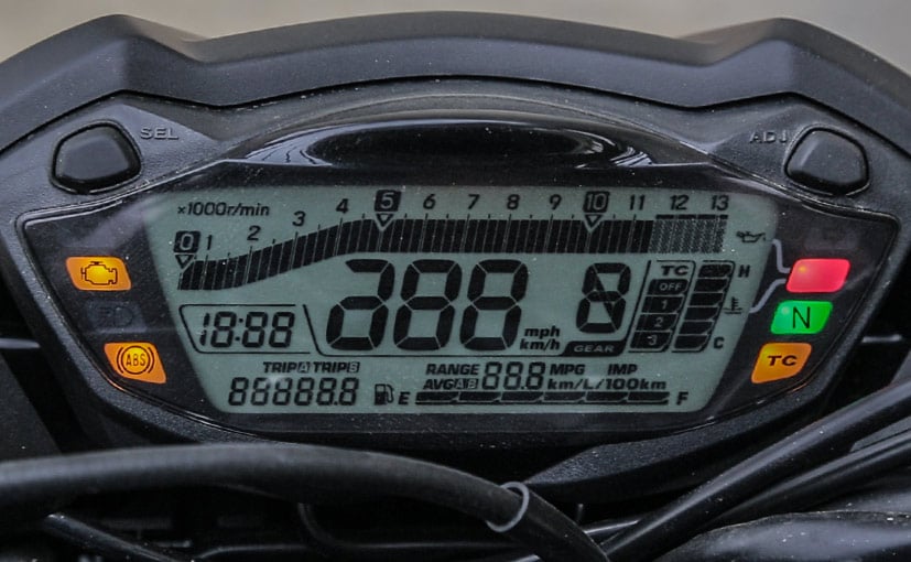 2016 Suzuki GSX-S1000 instrument panel