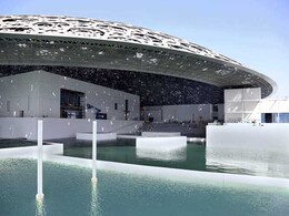 Abu Dhabi's Louvre Museum Gets Surrounded By The Sea Abu Dhabi's Louvre Museum Gets Surrounded By The Sea