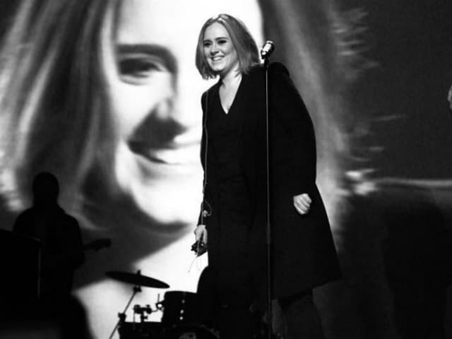 Adele's Performance of Spice Up Your Life Left This Singer 'Speechless'