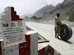 Disputed Afghan-Pakistan Border Reopens After Fighting