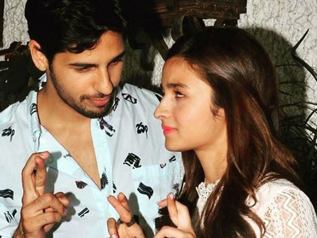 Alia Bhatt, Sidharth Malhotra Spotted in London. Social Media Super Likes