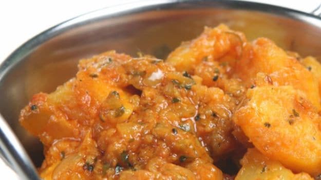 spicy aloo dum