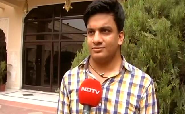 Jaipur's Aman Bansal Tops In IIT-JEE Advanced Exam