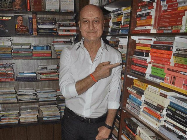 Anupam Kher Dedicates 500th Film to the 'Unsung' Heroes of Film Industry