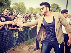 <i>Kitney Aadmi They?</i> Many, But Arjun Kapoor Kept Calm And Tweeted This
