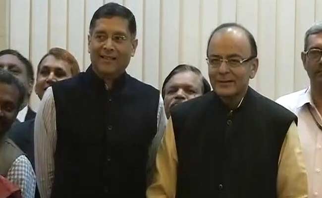 BJP's Swamy Targets Arvind Subramanian, Finance Minister Stands By His Man