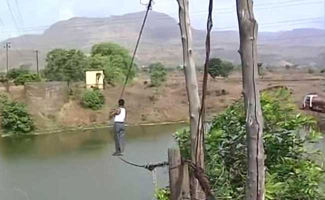 Two Ropes - The River-Crossing For A Village In Maharashtra