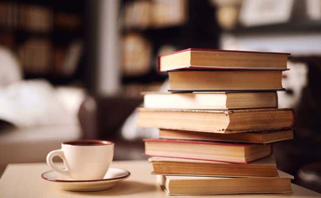Harper Collins' Garage Sale In Faridabad; Books Priced At Rs 25, Rs 50