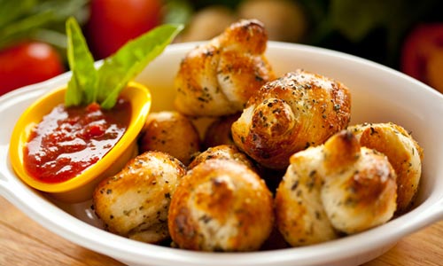 Watch: How To Make Pizza Roll - A Quick Snack Recipe For Weekday Evenings